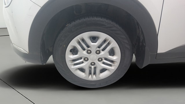 View Kia Carens Image 30 Used Kia Carens Image 30