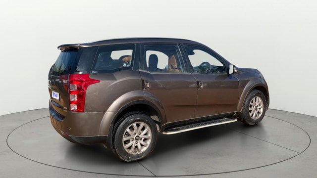 View Mahindra XUV500 Image 46 Used Mahindra XUV500 Image 46