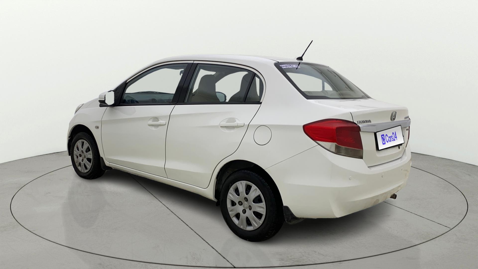 View 2015 Honda Amaze E MT Petrol BS IV Image 2 Used 2015 Honda Amaze E MT Petrol BS IV Image 2