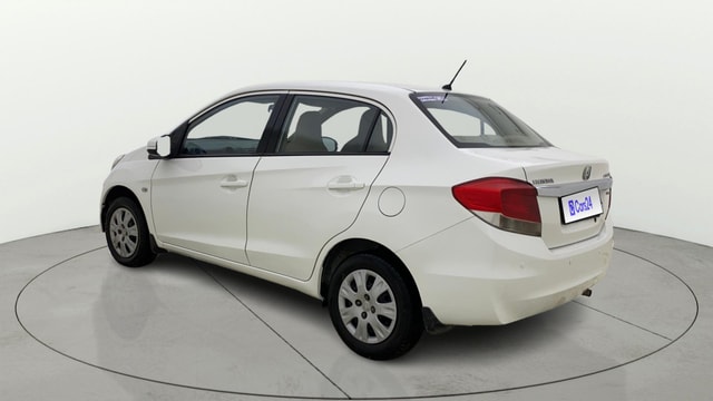 View Honda Amaze Image 2 Used Honda Amaze Image 2