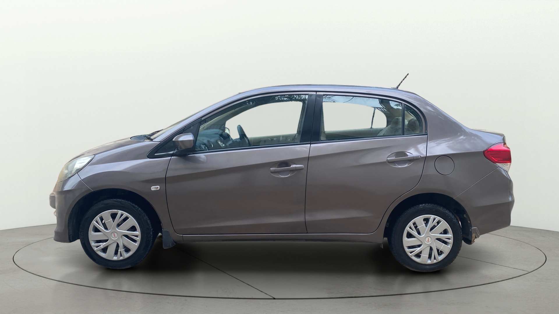 View 2014 Honda Amaze E MT Petrol BS IV Image 5 Used 2014 Honda Amaze E MT Petrol BS IV Image 5