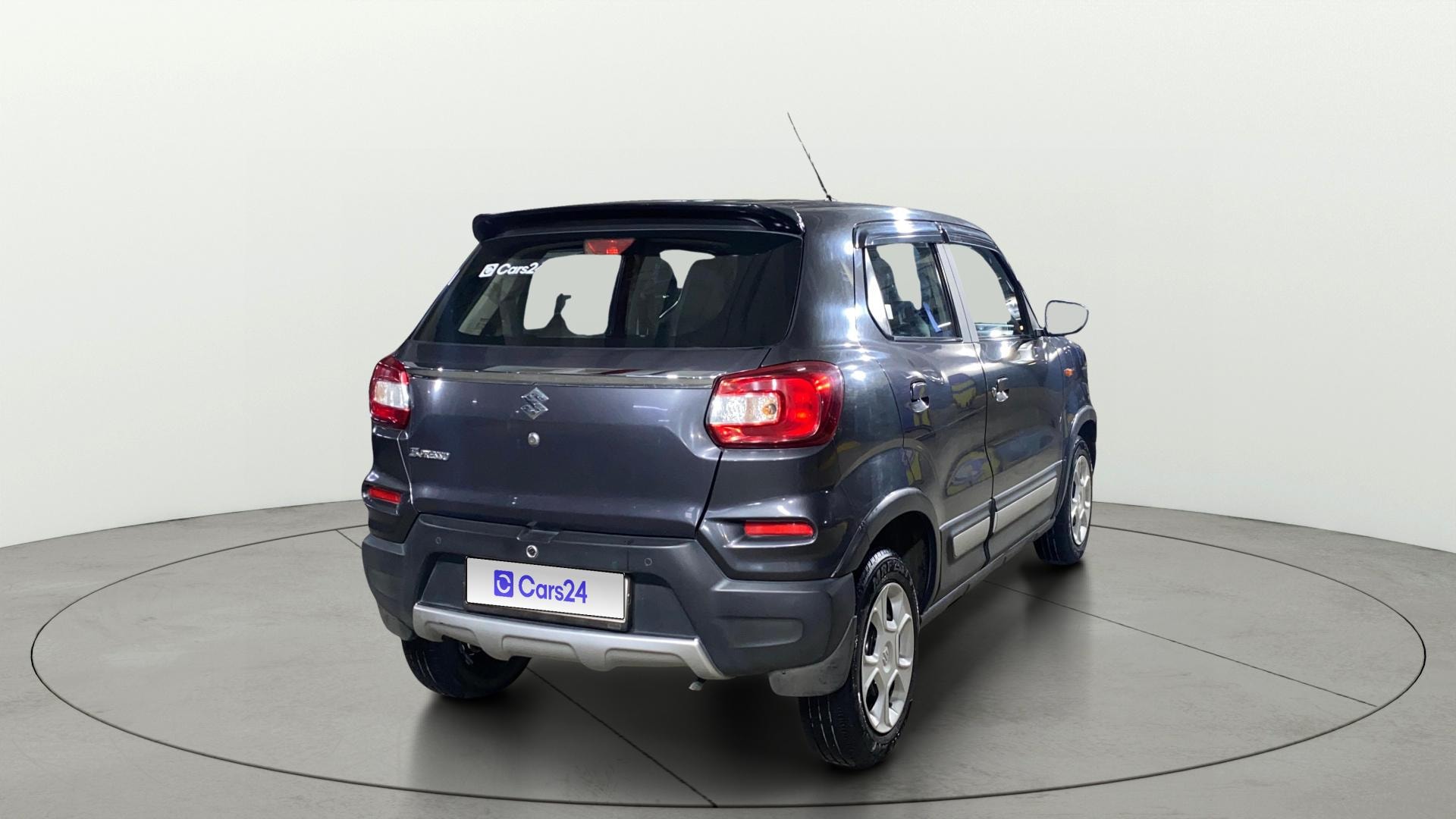 View 2021 Maruti Suzuki 1000 Base Variant Image 42 Used 2021 Maruti Suzuki 1000 Base Variant Image 42