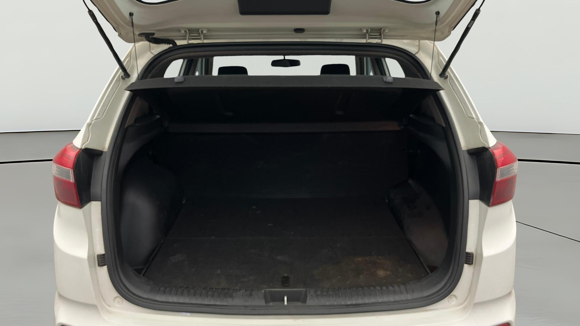 View 2016 Hyundai Creta 1.4 E Diesel Image 38 Used 2016 Hyundai Creta 1.4 E Diesel Image 38