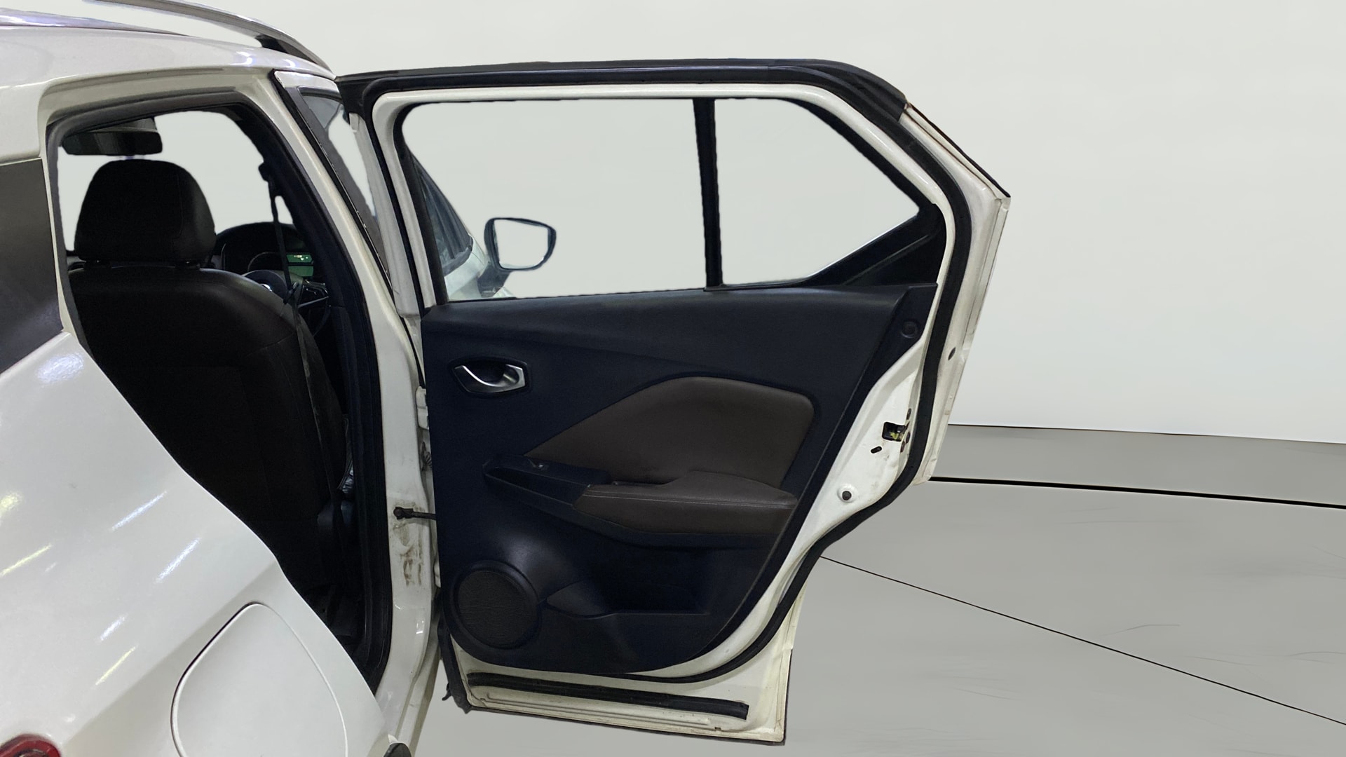 View 2020 Nissan Kicks XV Petrol BS IV Image 7 Used 2020 Nissan Kicks XV Petrol BS IV Image 7
