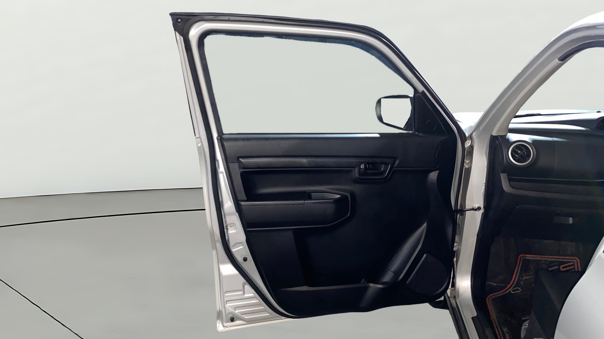 View 2025 Maruti Suzuki 1000 Base Variant Image 31 Used 2025 Maruti Suzuki 1000 Base Variant Image 31