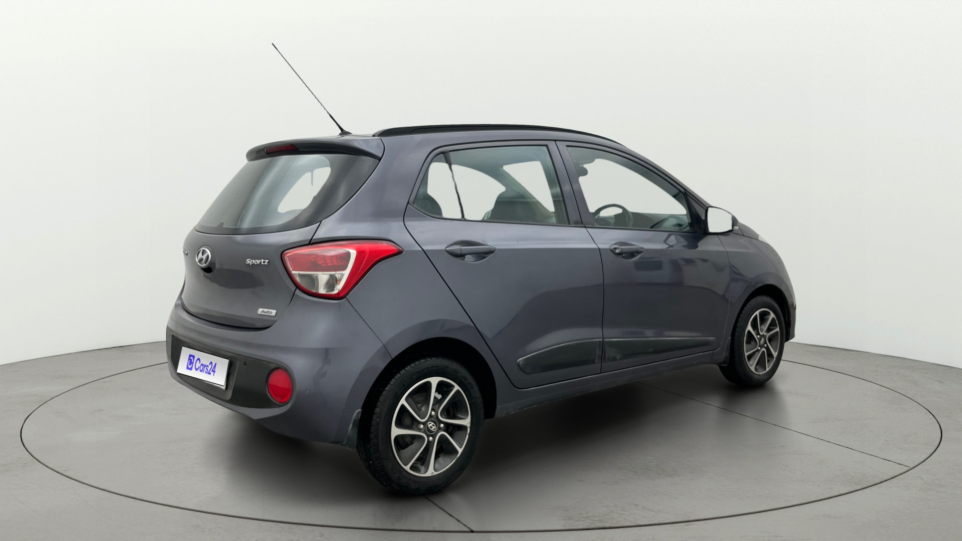 View 2017 Hyundai Grand i10 1.2 Sportz Petrol AT Image 42 Used 2017 Hyundai Grand i10 1.2 Sportz Petrol AT Image 42