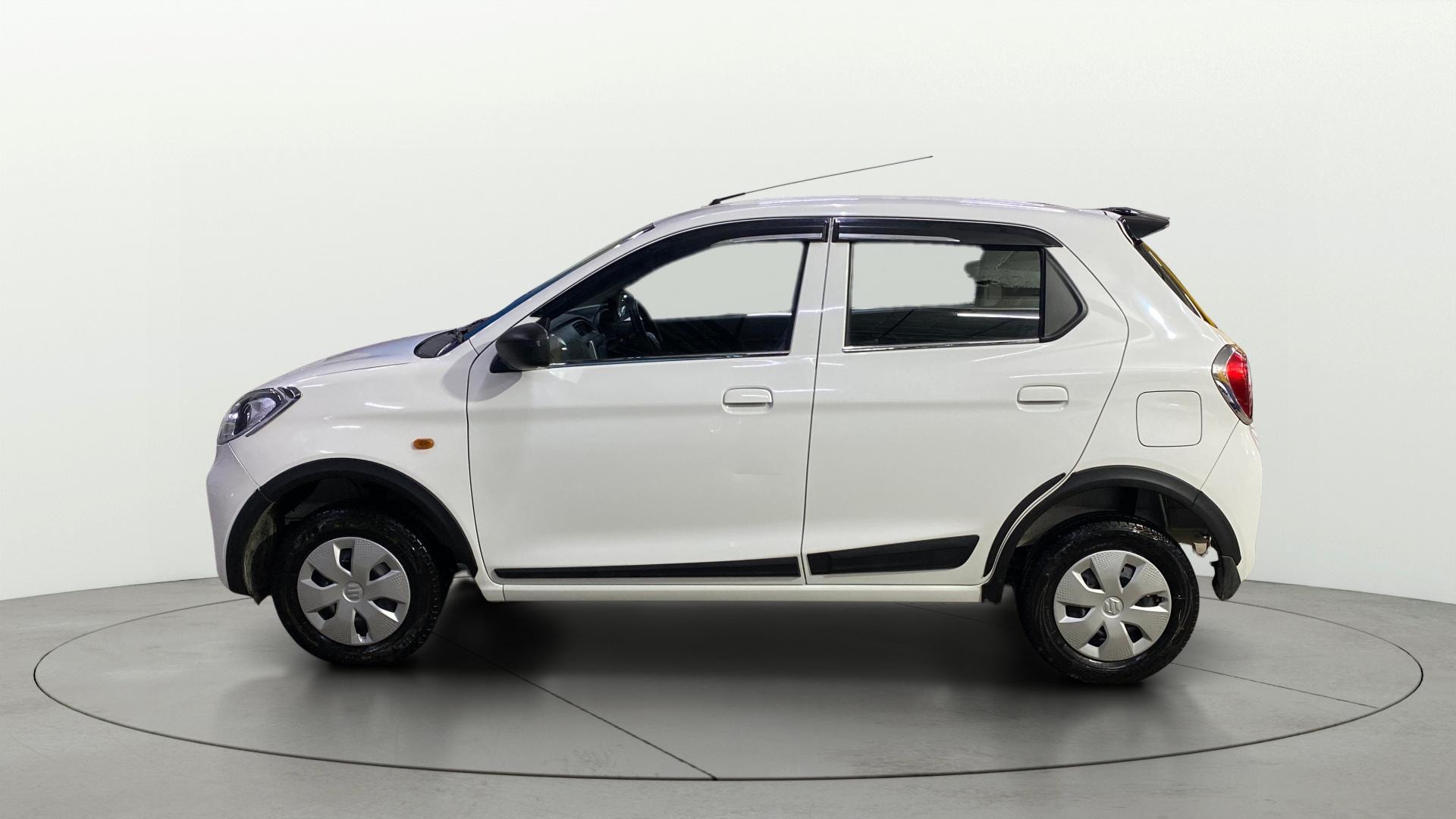 View 2024 Maruti Suzuki Alto K10 LX Image 5 Used 2024 Maruti Suzuki Alto K10 LX Image 5