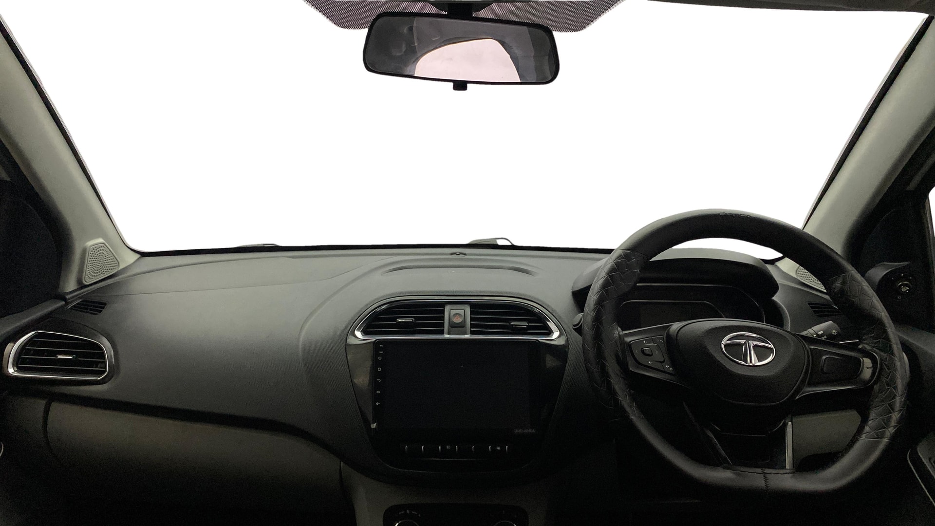 View 2021 Tata Tiago Revotorq XB Image 15 Used 2021 Tata Tiago Revotorq XB Image 15