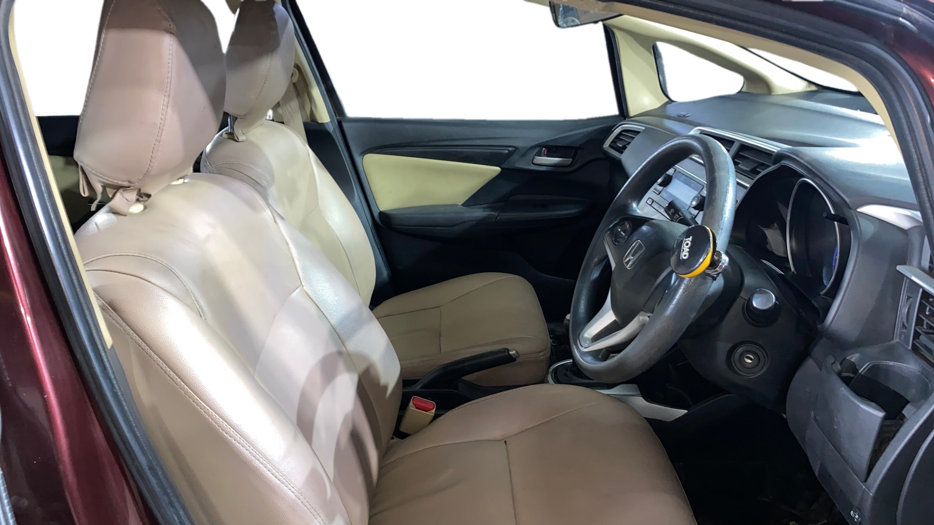 View 2015 Honda Jazz E MT Diesel Image 25 Used 2015 Honda Jazz E MT Diesel Image 25