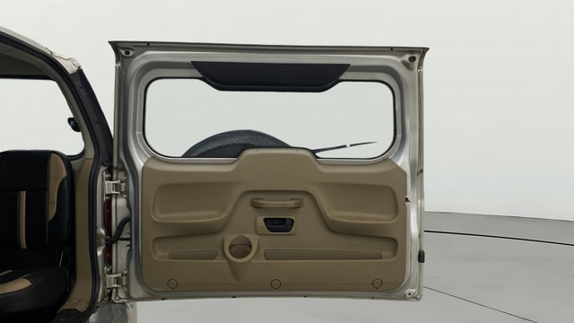 View Mahindra TUV300 Image 16 Used Mahindra TUV300 Image 16