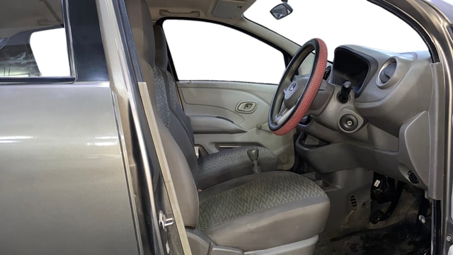 View Datsun Redi GO Image 25 Used Datsun Redi GO Image 25