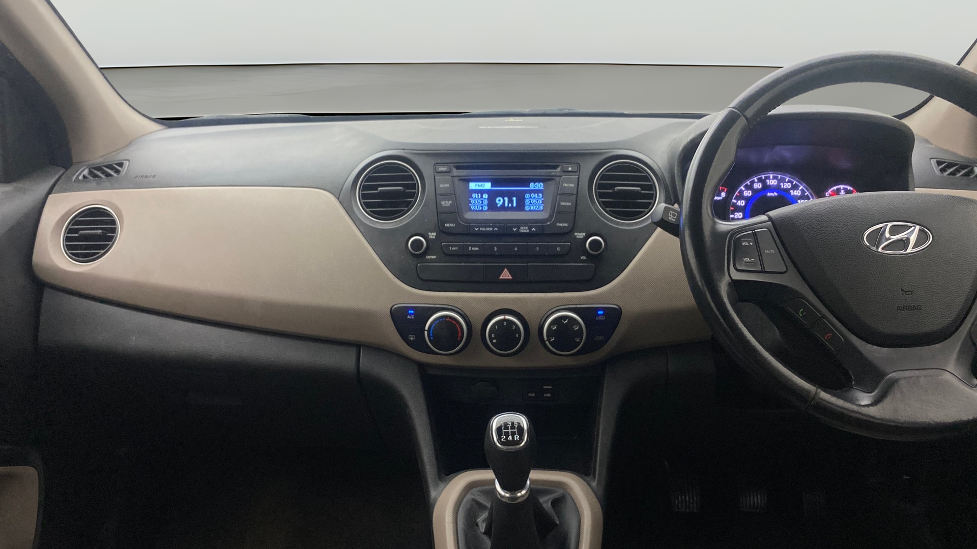 View 2016 Hyundai Grand i10 1.2 Asta Petrol Image 17 Used 2016 Hyundai Grand i10 1.2 Asta Petrol Image 17