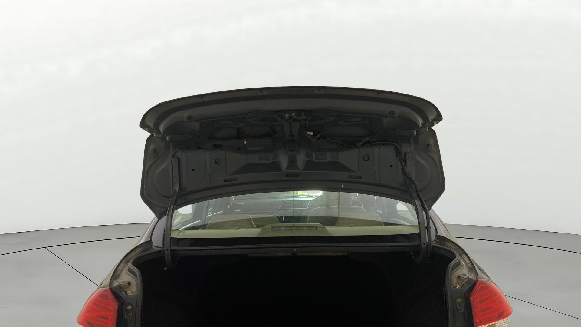 View 2018 Maruti Suzuki 1000 Base Variant Image 16 Used 2018 Maruti Suzuki 1000 Base Variant Image 16