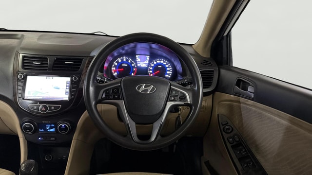 View Hyundai Verna Image 20 Used Hyundai Verna Image 20