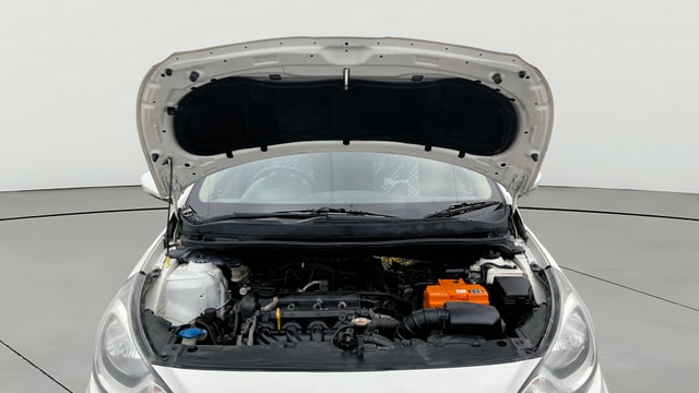 View Hyundai Fluidic Verna Image 19 Used Hyundai Fluidic Verna Image 19