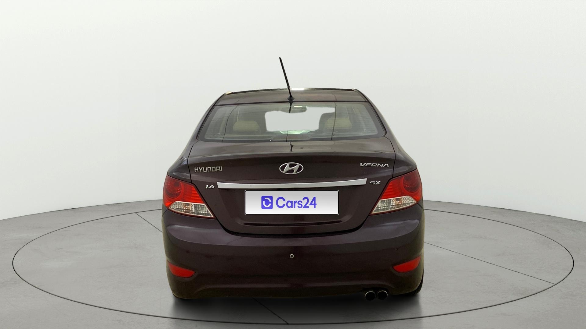 View 2013 Hyundai Fluidic Verna 1.6 CRDI SX (O) AT Image 41 Used 2013 Hyundai Fluidic Verna 1.6 CRDI SX (O) AT Image 41
