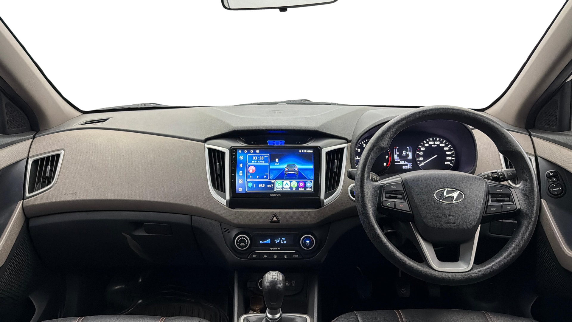 View 2016 Hyundai Creta 1.6 SX Plus Petrol Image 15 Used 2016 Hyundai Creta 1.6 SX Plus Petrol Image 15