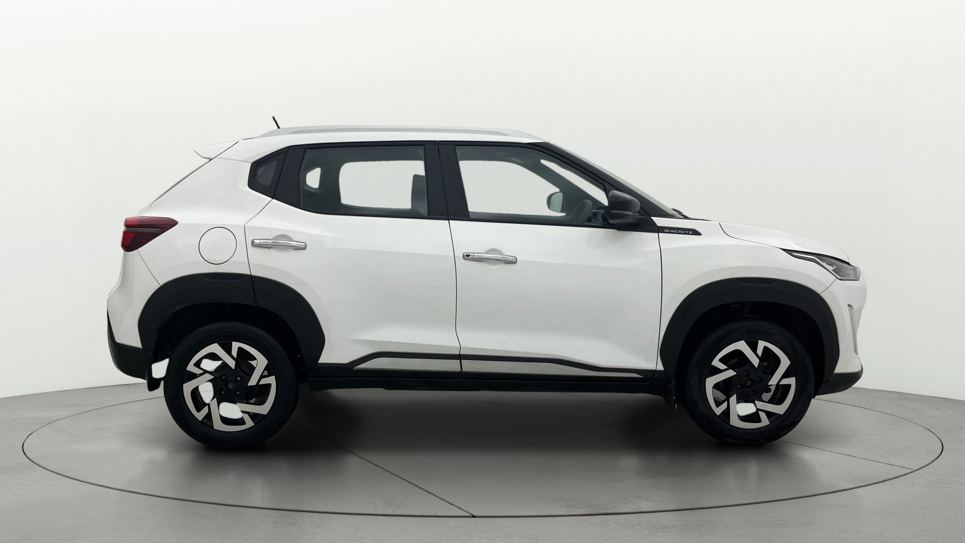 View 2021 Nissan Magnite XV Image 8 Used 2021 Nissan Magnite XV Image 8