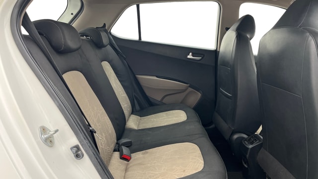View Hyundai Grand i10 Image 30 Used Hyundai Grand i10 Image 30