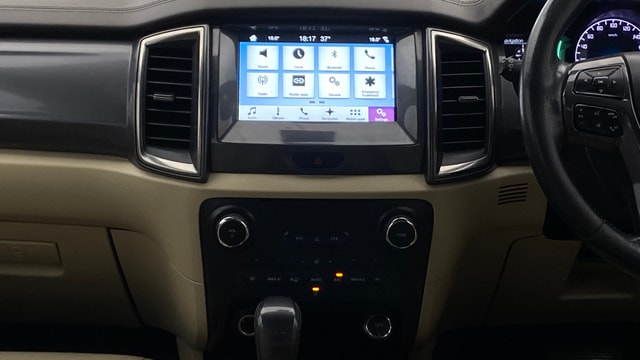 View Ford Endeavour Image 19 Used Ford Endeavour Image 19