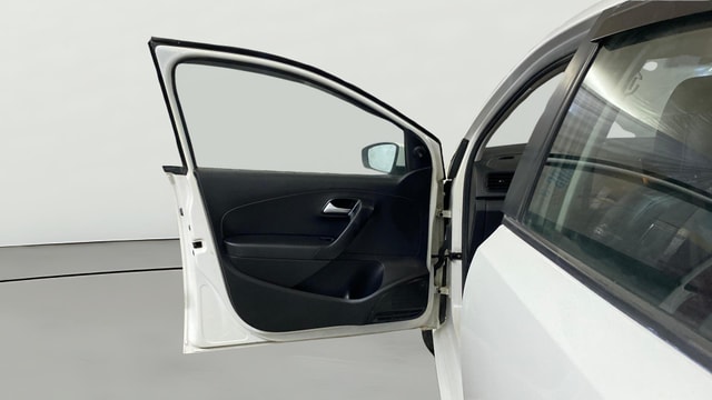 View Volkswagen Polo Image 30 Used Volkswagen Polo Image 30