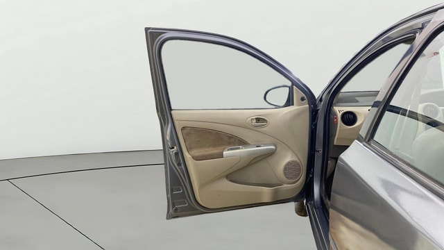 View Toyota Etios Liva Image 30 Used Toyota Etios Liva Image 30