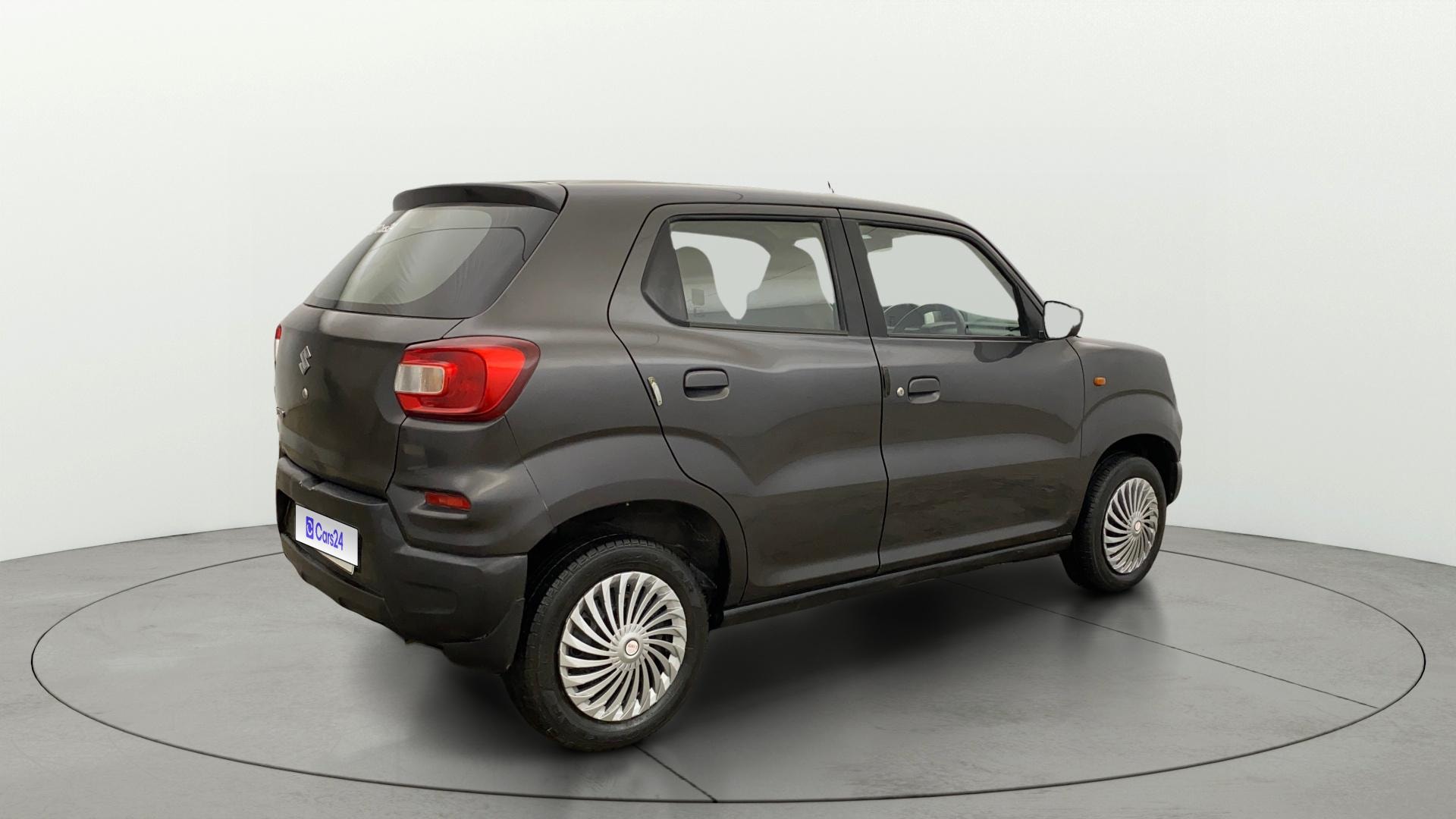 View 2020 Maruti Suzuki 1000 Base Variant Image 41 Used 2020 Maruti Suzuki 1000 Base Variant Image 41