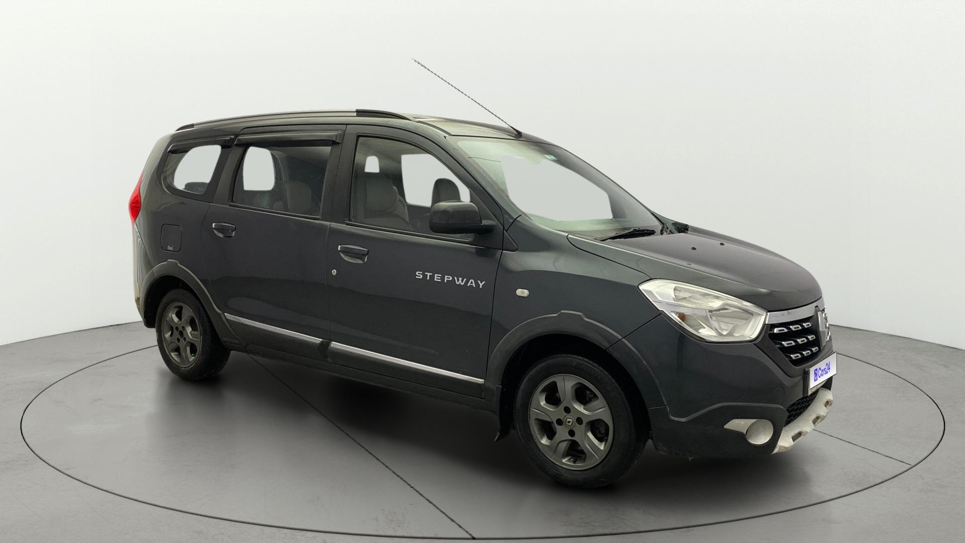 Used 2016 Renault Lodgy Used 2016 Renault Lodgy