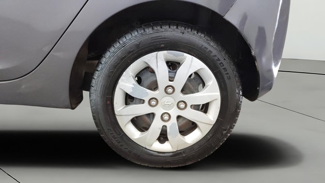 View Hyundai EON Image 11 Used Hyundai EON Image 11