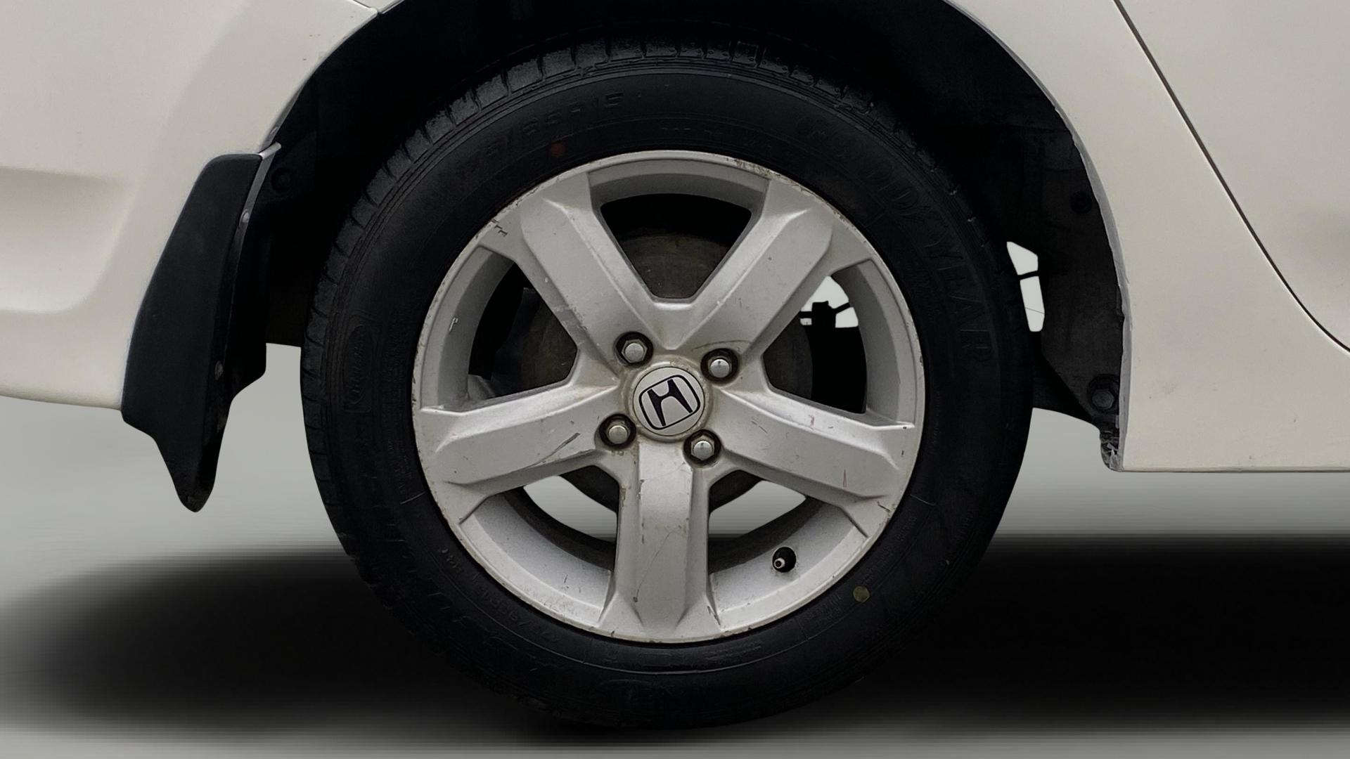 View 2013 Honda City ZX MT Diesel Anniversary Edition Image 23 Used 2013 Honda City ZX MT Diesel Anniversary Edition Image 23