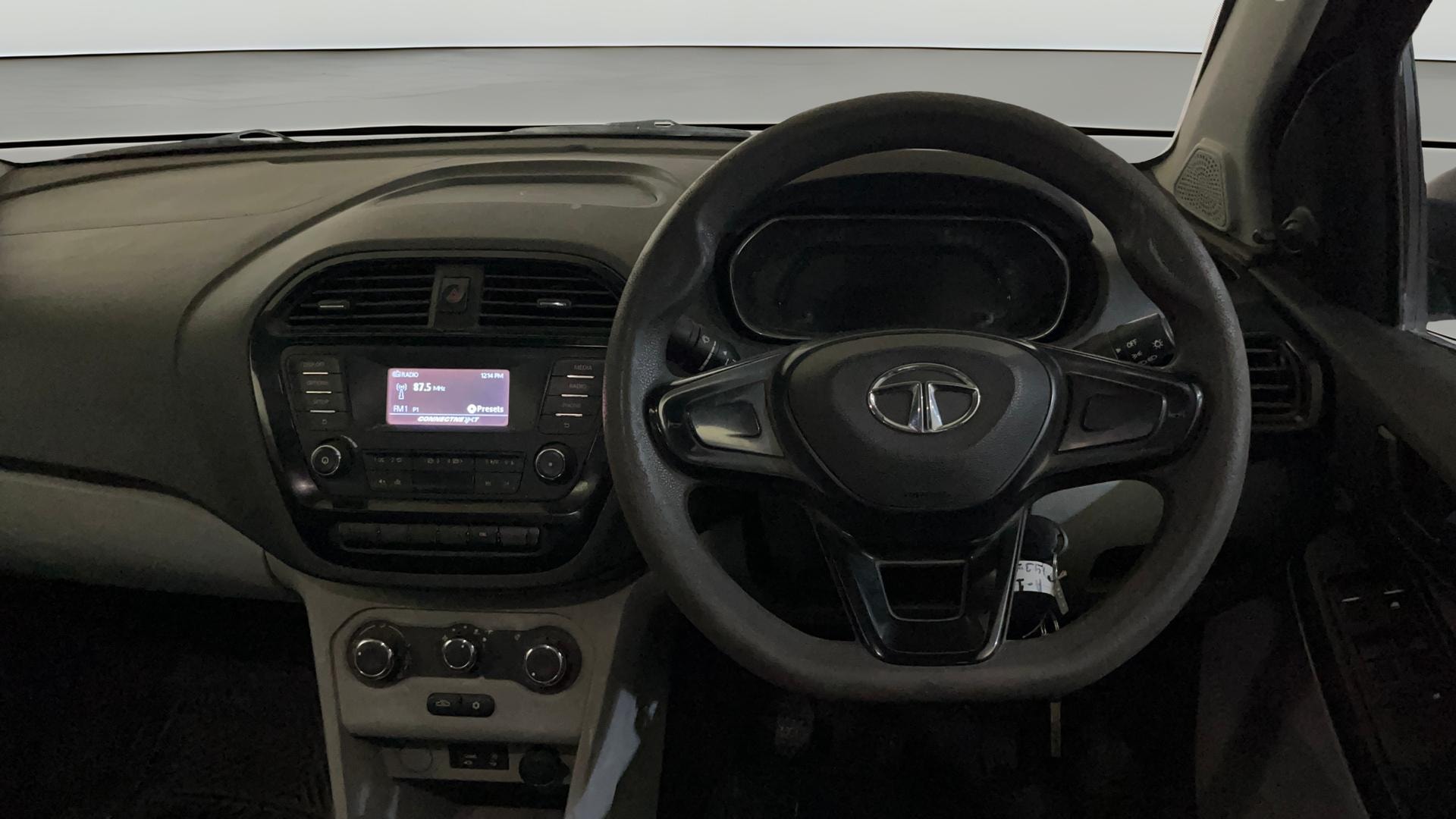 Used 2022 Tata Tiago Used 2022 Tata Tiago