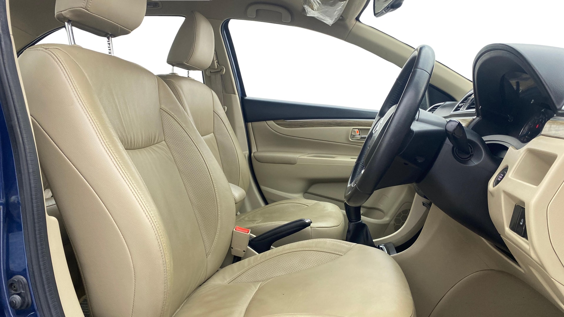 View 2019 Maruti Suzuki 1000 Base Variant Image 27 Used 2019 Maruti Suzuki 1000 Base Variant Image 27