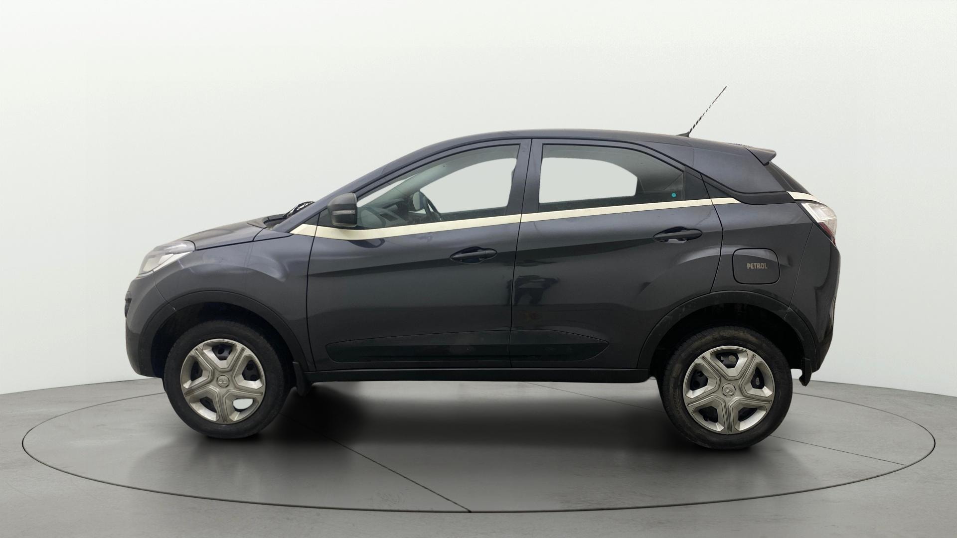 View 2020 Tata Nexon Revotron XM Image 5 Used 2020 Tata Nexon Revotron XM Image 5