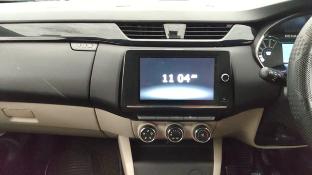 View Renault Triber Image 18 Used Renault Triber Image 18