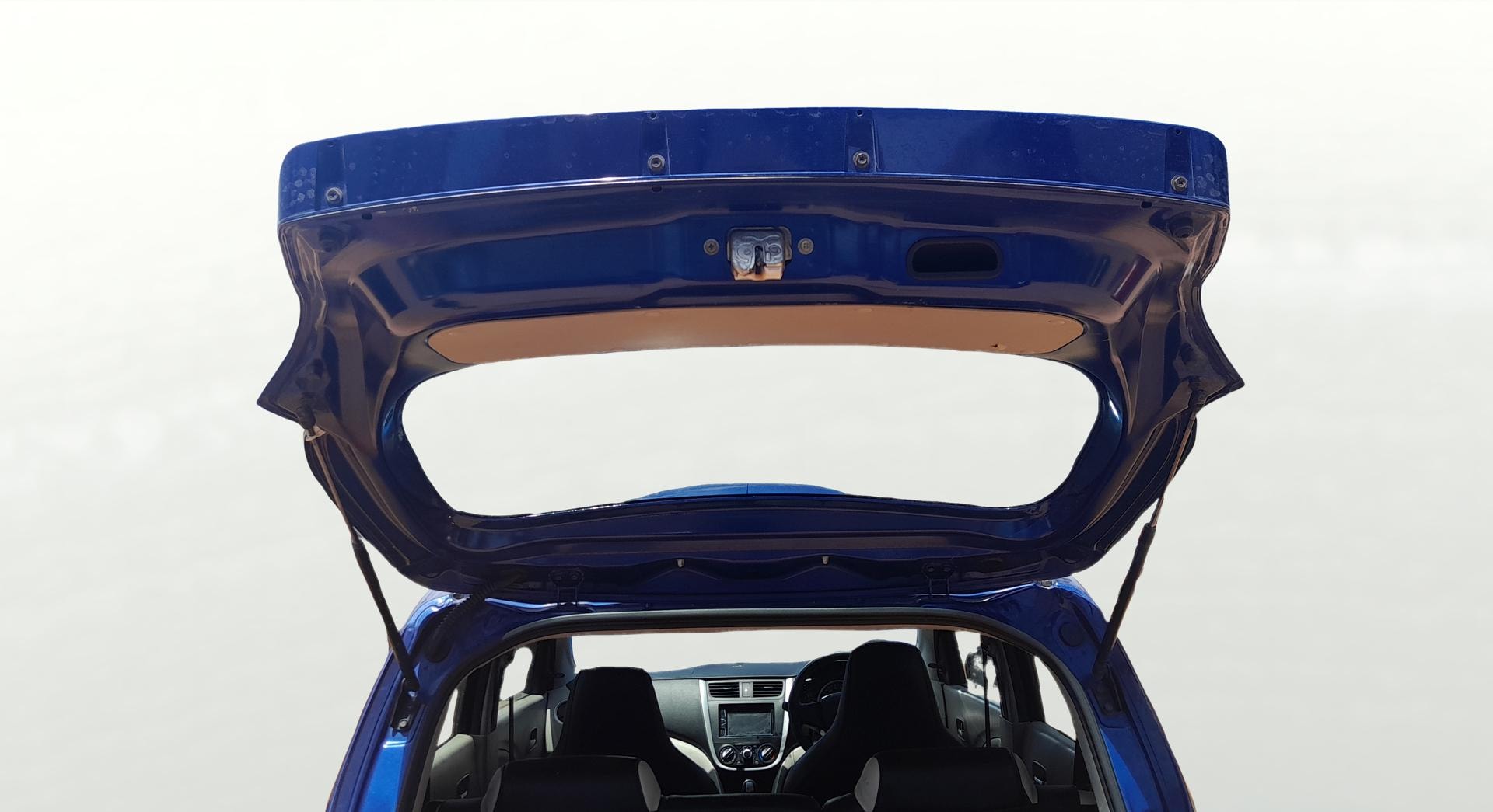 View 2018 Maruti Suzuki 1000 Base Variant Image 16 Used 2018 Maruti Suzuki 1000 Base Variant Image 16