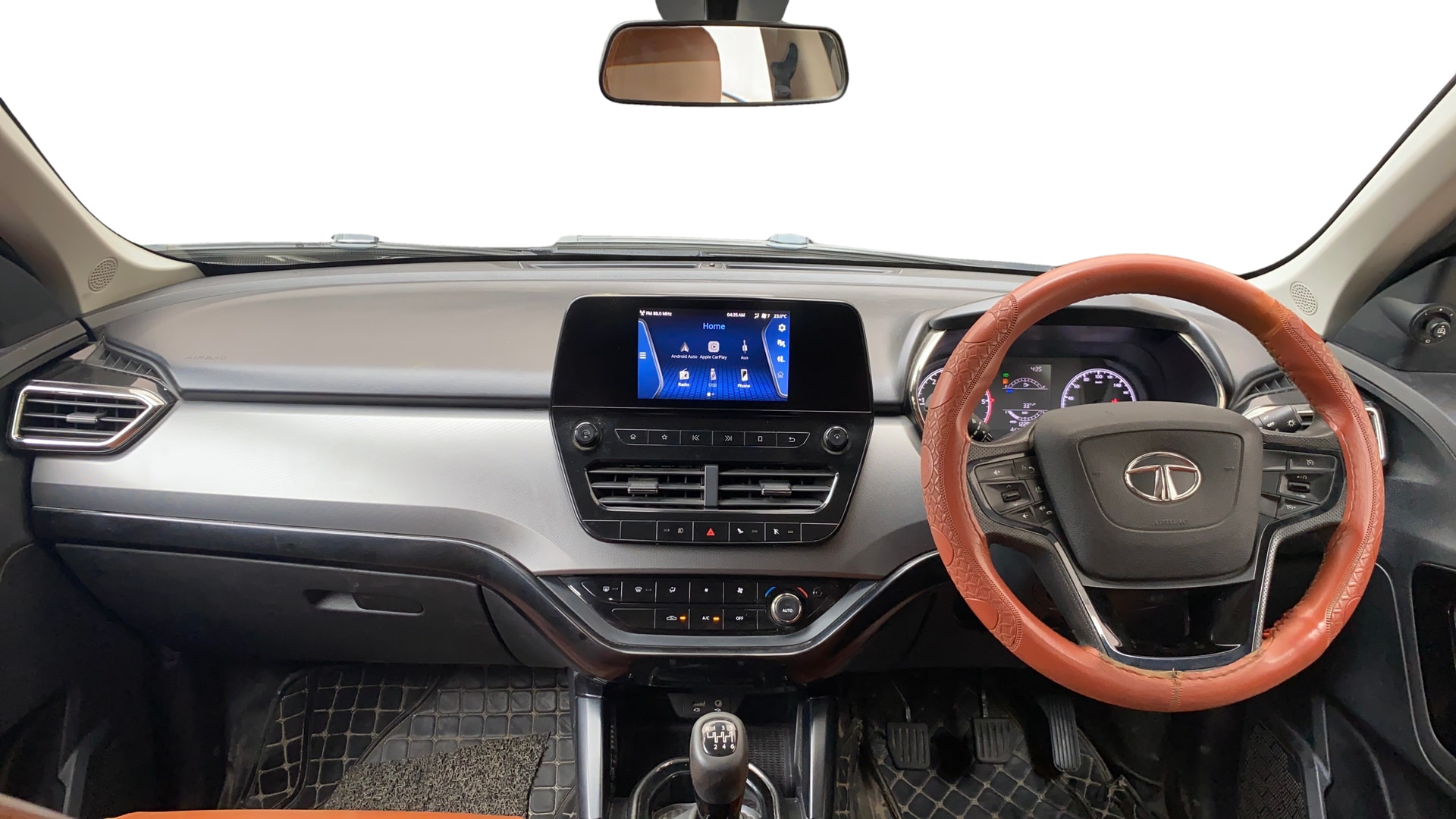View 2021 Tata Harrier XE Image 32 Used 2021 Tata Harrier XE Image 32
