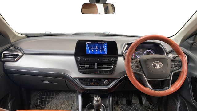 View Tata Harrier Image 32 Used Tata Harrier Image 32