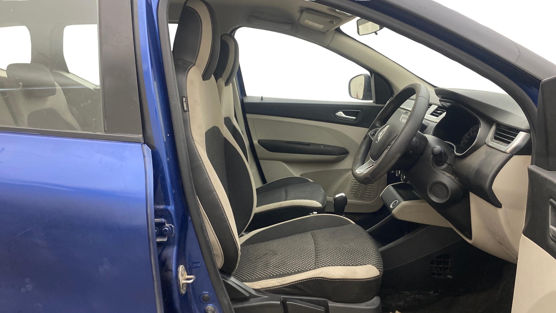 Used 2022 Renault Triber Used 2022 Renault Triber