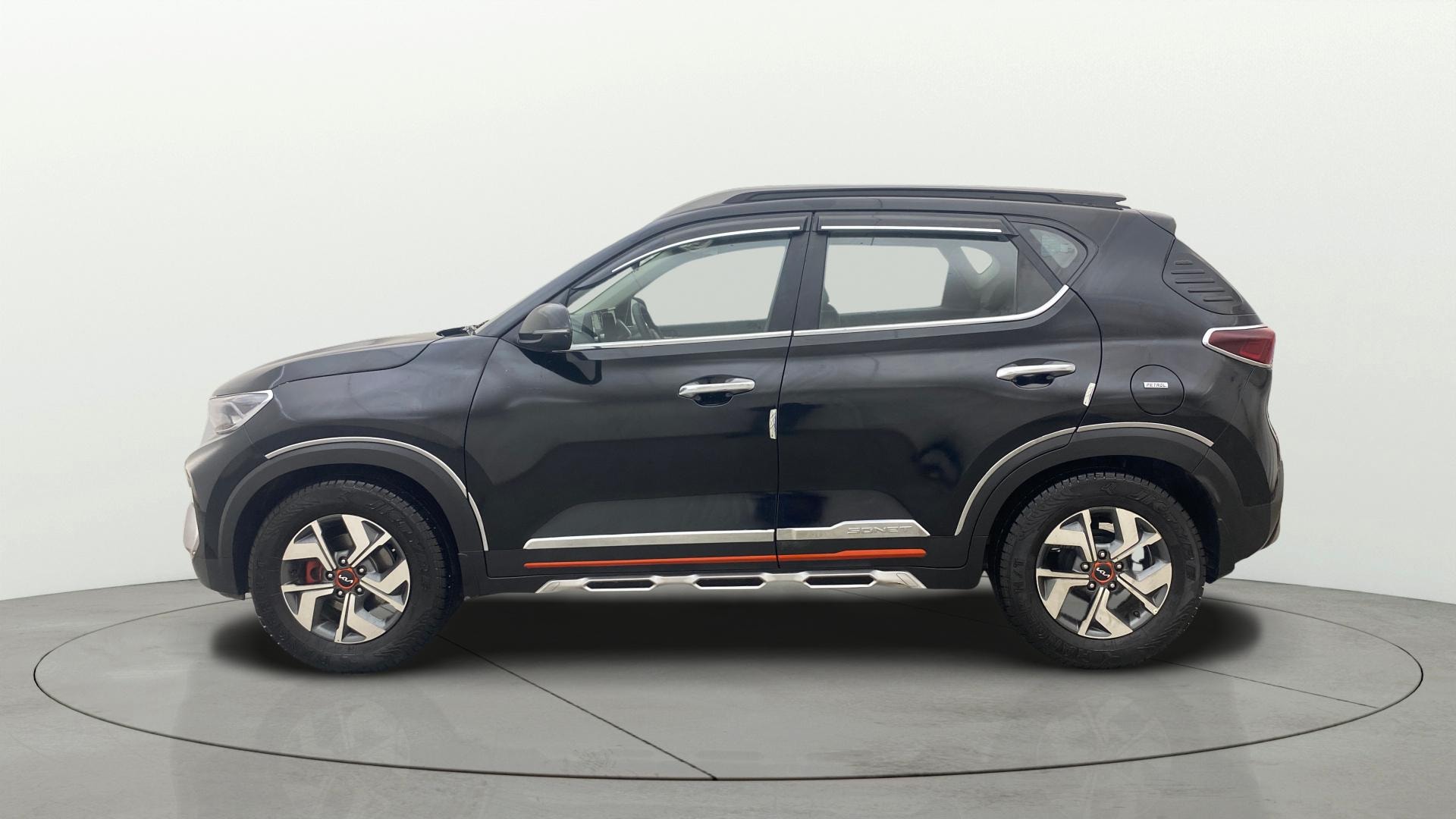 View 2022 Kia Sonet HTE Petrol Image 26 Used 2022 Kia Sonet HTE Petrol Image 26