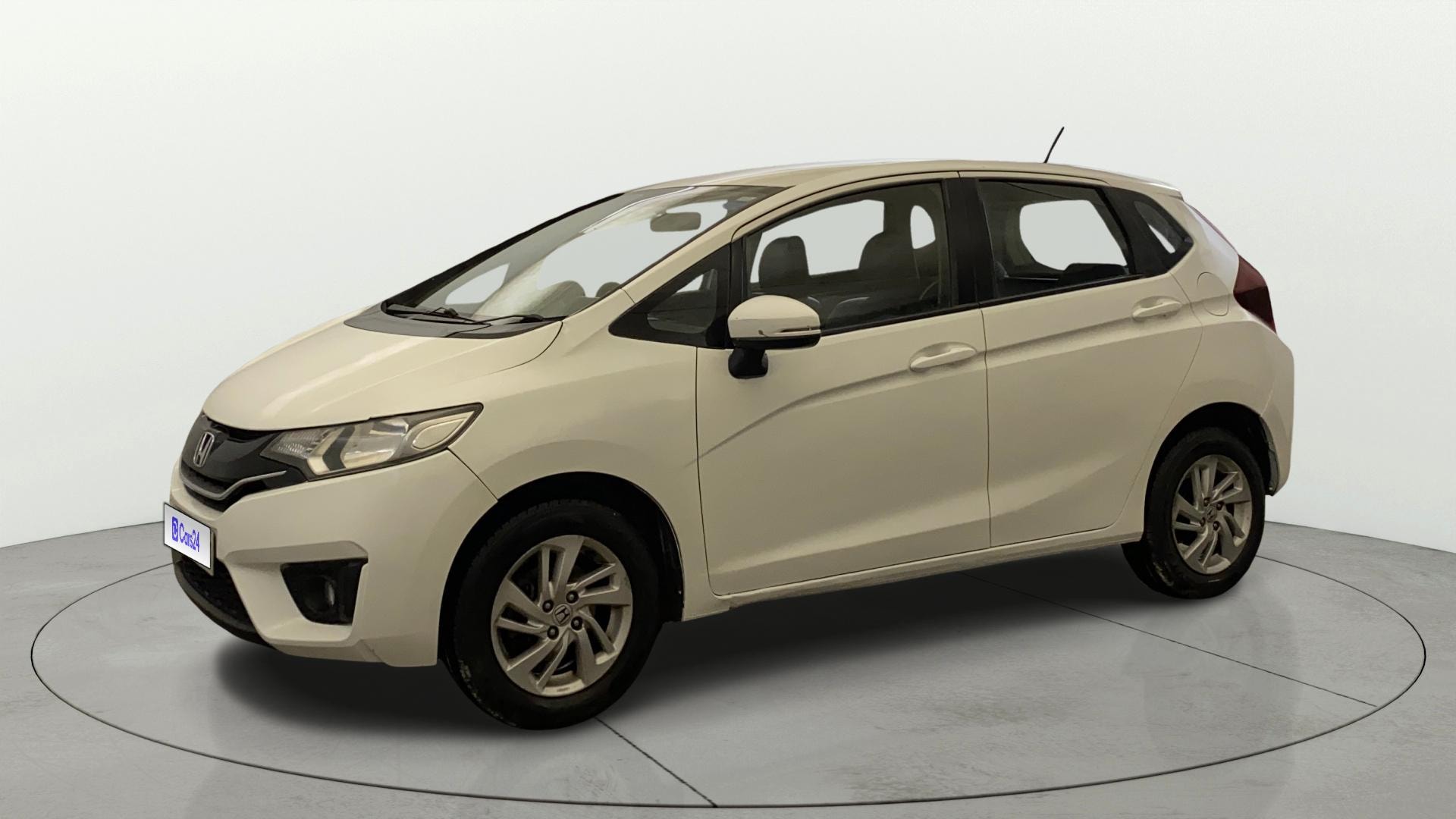 View 2015 Honda Jazz E MT Diesel Image 21 Used 2015 Honda Jazz E MT Diesel Image 21