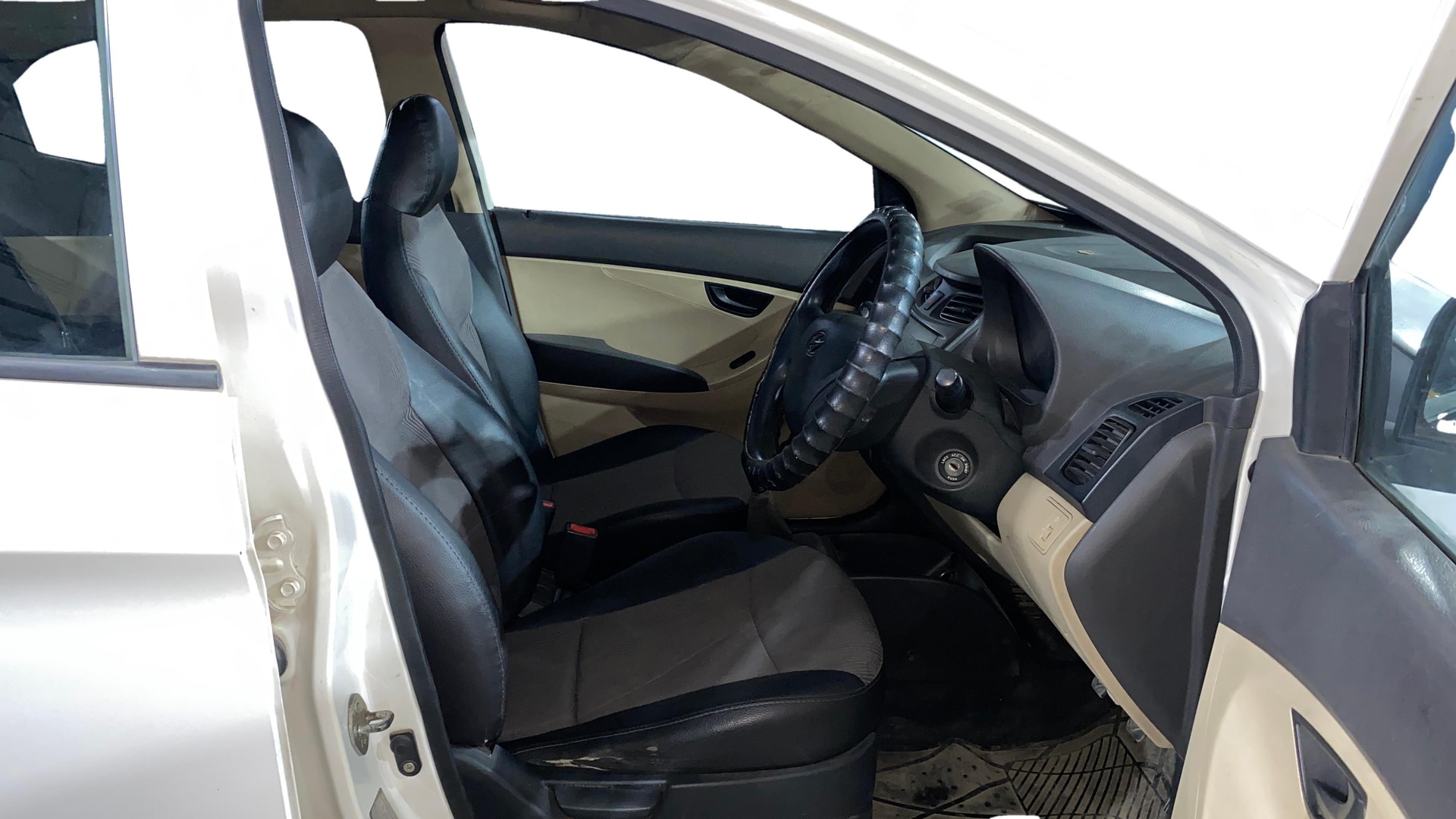 View 2014 Hyundai EON Era Plus Image 25 Used 2014 Hyundai EON Era Plus Image 25