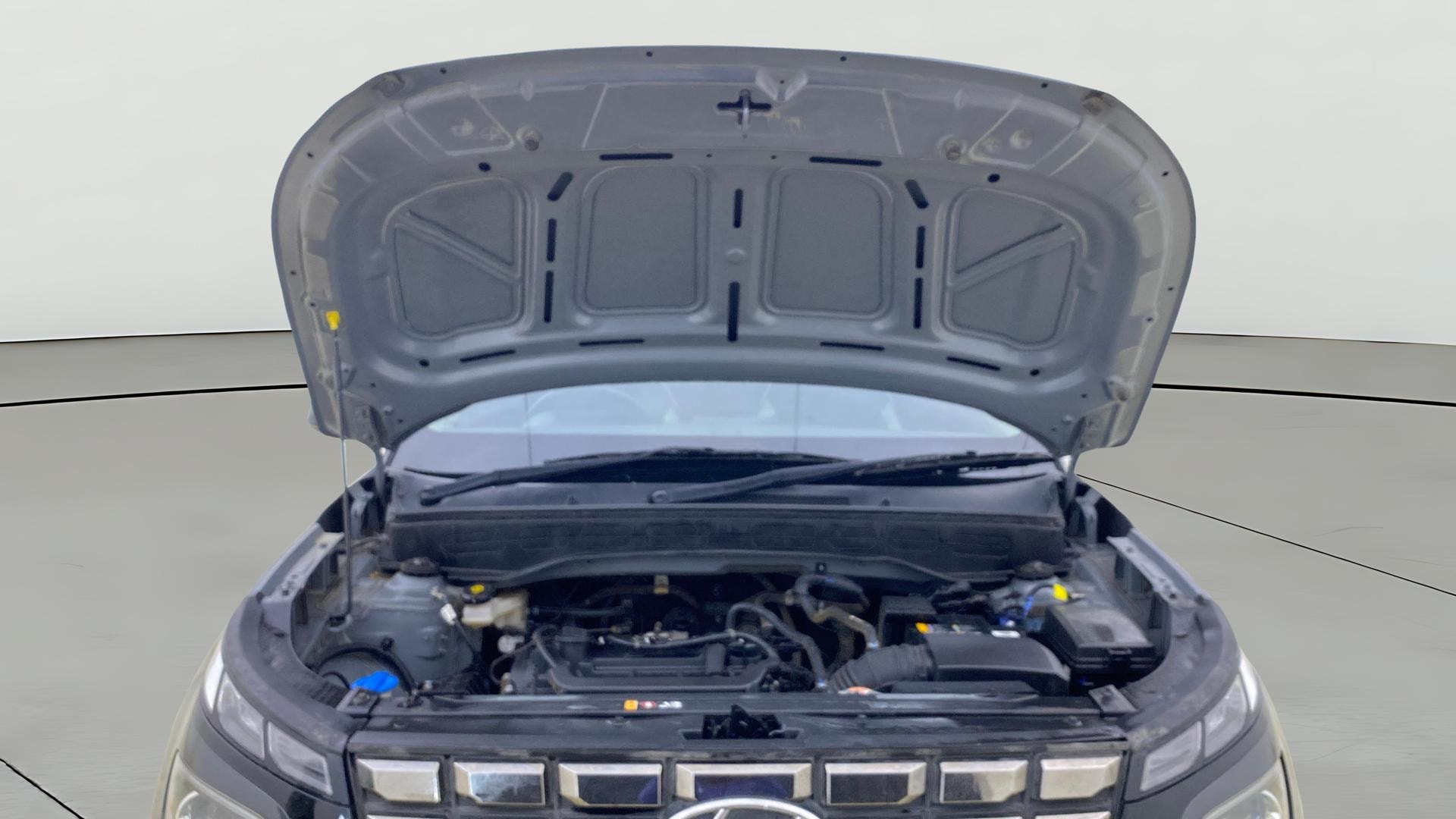 View 2024 Hyundai Venue SX 1.2 Petrol MT Image 20 Used 2024 Hyundai Venue SX 1.2 Petrol MT Image 20