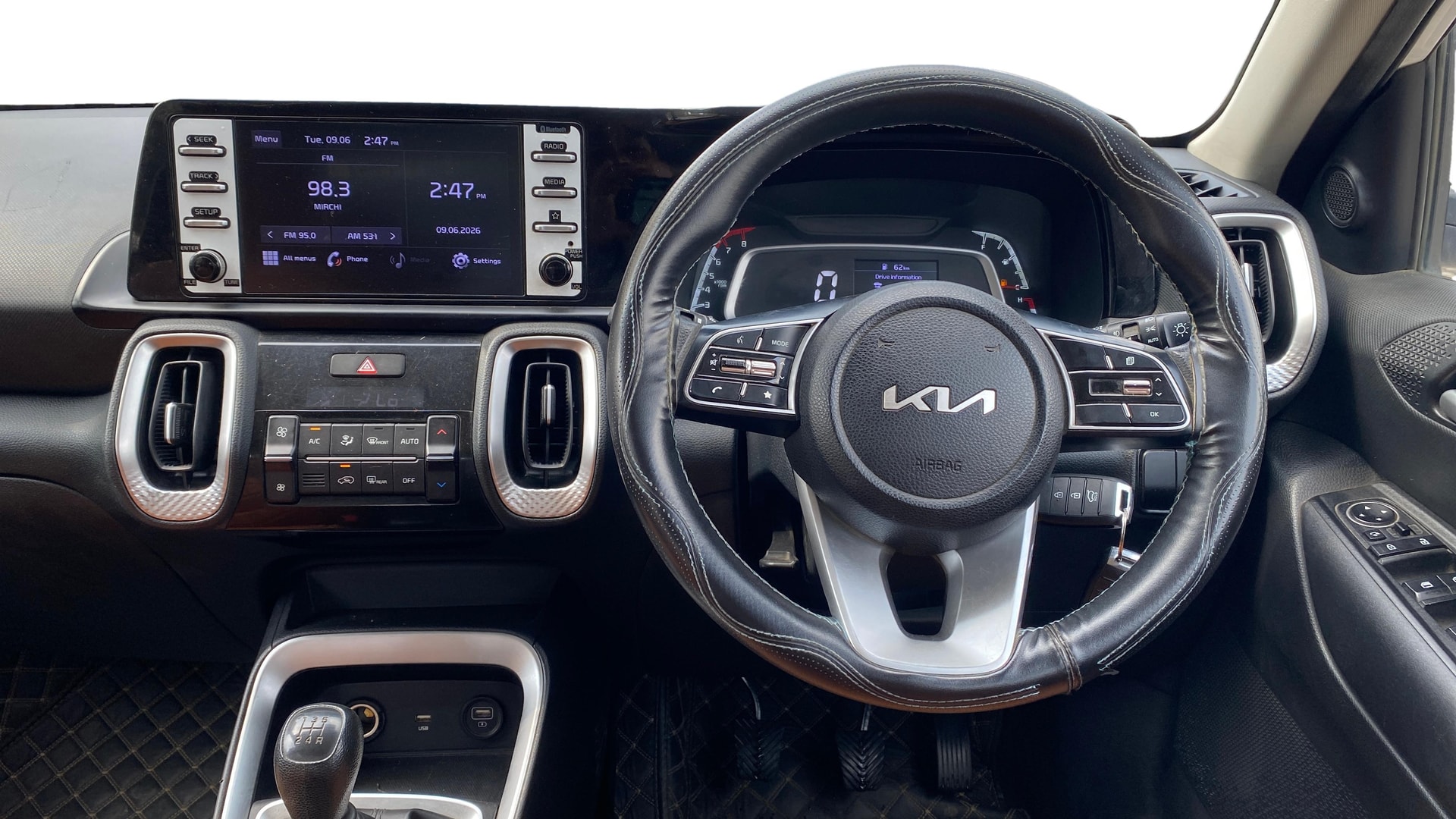 View 2022 Kia Sonet HTK Plus Petrol Image 20 Used 2022 Kia Sonet HTK Plus Petrol Image 20
