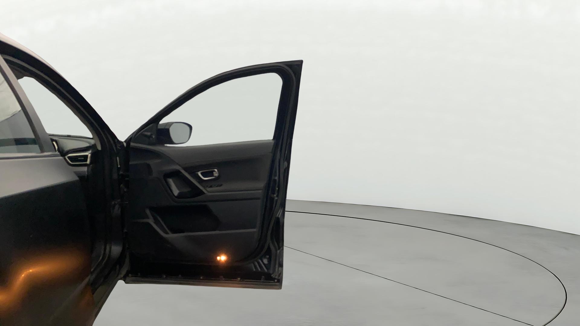 View 2021 Tata Harrier XE Image 47 Used 2021 Tata Harrier XE Image 47