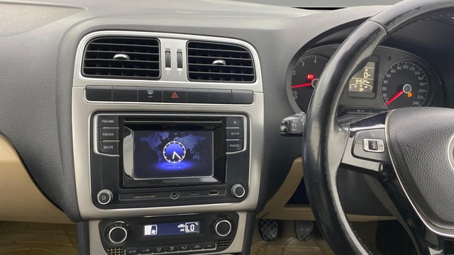 View Volkswagen Polo Image 17 Used Volkswagen Polo Image 17