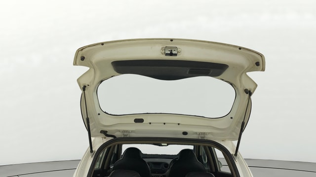 View Hyundai Grand i10 Image 16 Used Hyundai Grand i10 Image 16