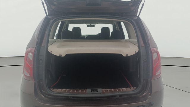 View Renault Duster Image 36 Used Renault Duster Image 36