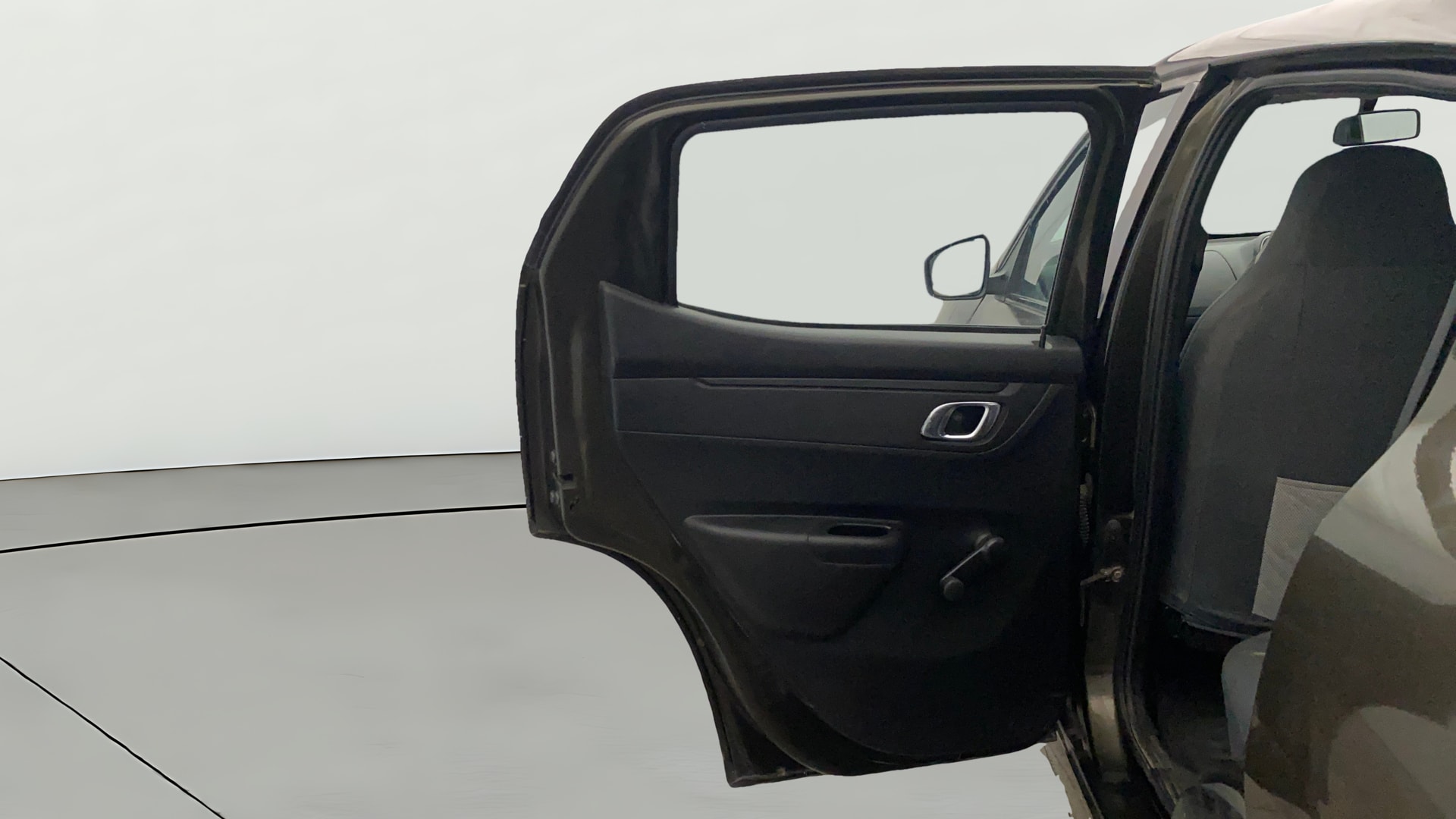 View 2019 Renault Kwid RXL 1.0 BS IV Image 16 Used 2019 Renault Kwid RXL 1.0 BS IV Image 16