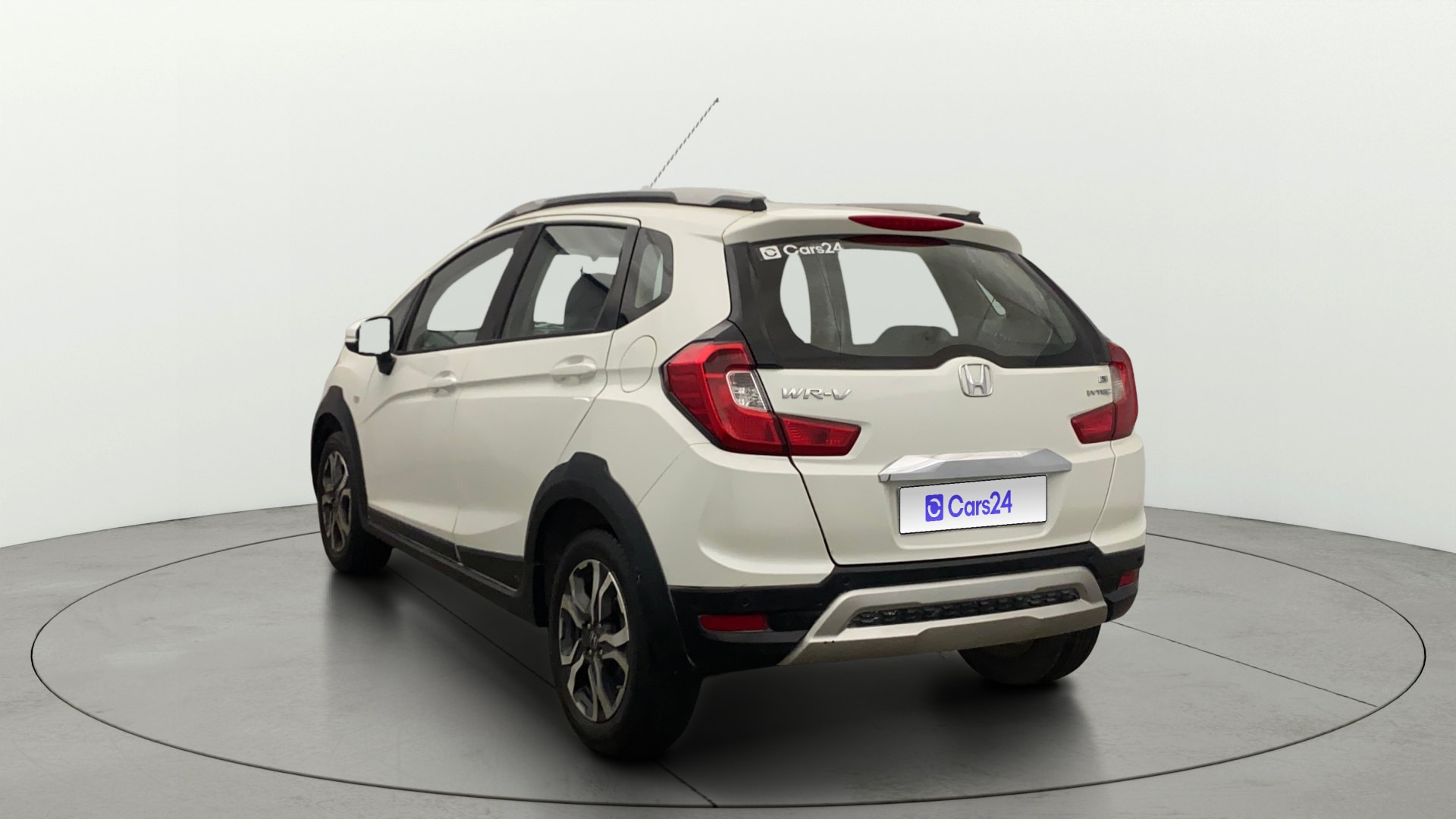 View 2019 Honda WR-V S MT Diesel Edge Edition Image 2 Used 2019 Honda WR-V S MT Diesel Edge Edition Image 2