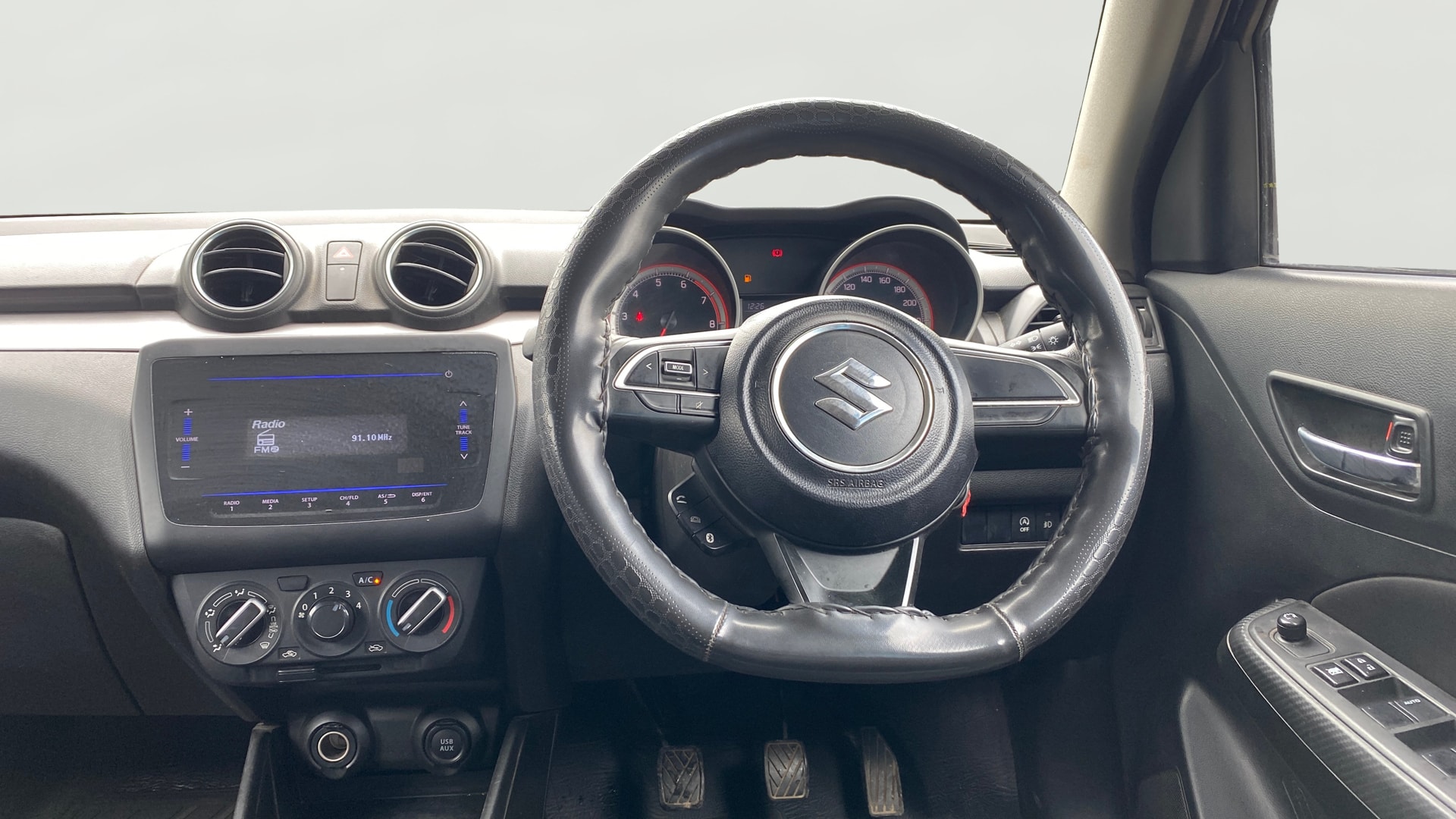 View 2021 Maruti Suzuki 1000 Base Variant Image 20 Used 2021 Maruti Suzuki 1000 Base Variant Image 20